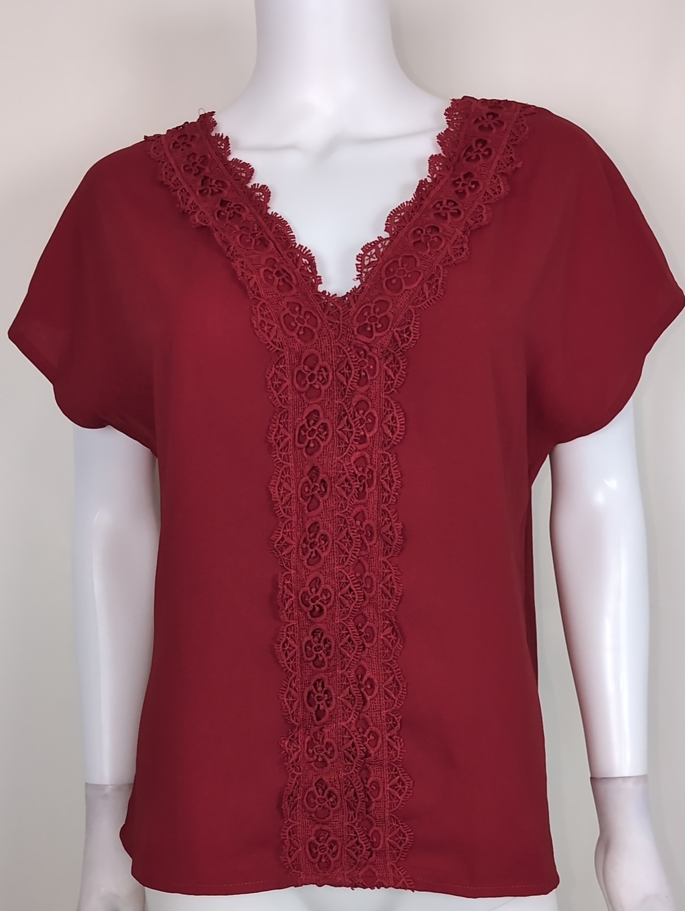 SHEIN Red Short Sleeve V Neck Lace Woven Blouse Size Large